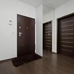 Sluzewiec Bright With Garden&parking By Renters وارسو