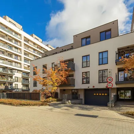 Sluzewiec Bright With Garden&parking By Renters
