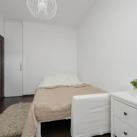 Sluzewiec Bright With Garden&parking By Renters