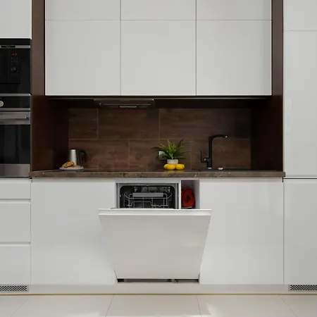 Апартаменты Sluzewiec Bright With Garden&parking By Renters