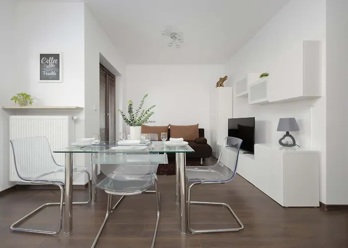 Sluzewiec Bright With Garden&parking By Renters Lejlighed *