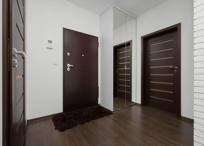 Sluzewiec Bright With Garden&parking By Renters Warszawa