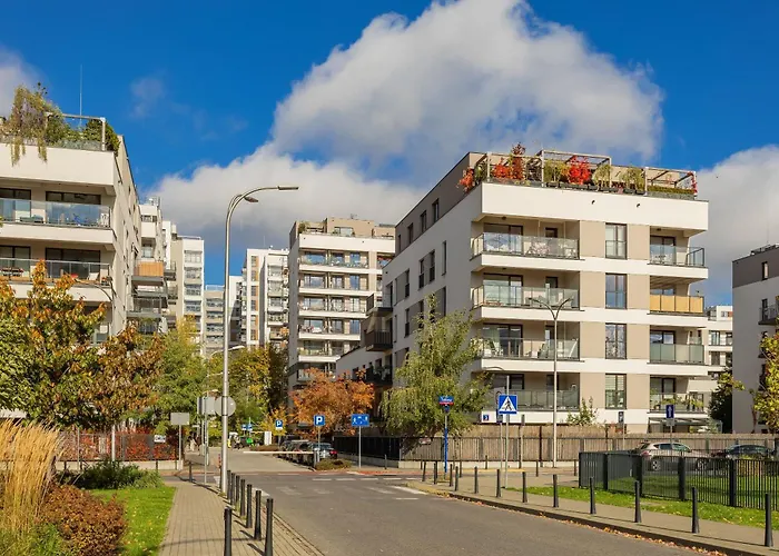 Sluzewiec Bright With Garden&parking By Renters Warszawa